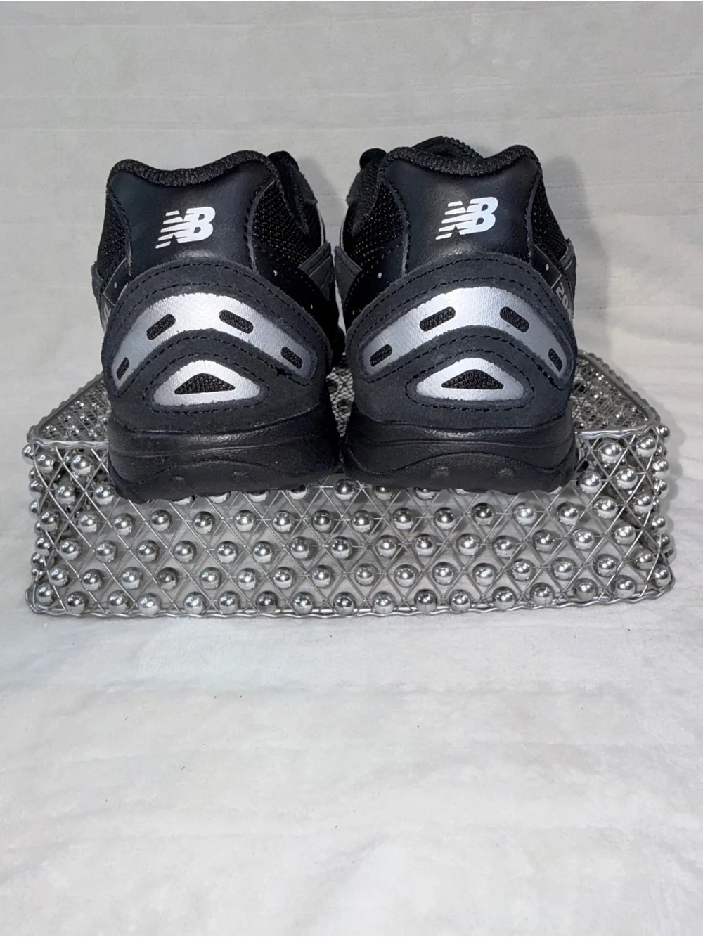New Balance 204L Lace Black Grey Sz 5.5Y/7W G204L2PR 🖤✨